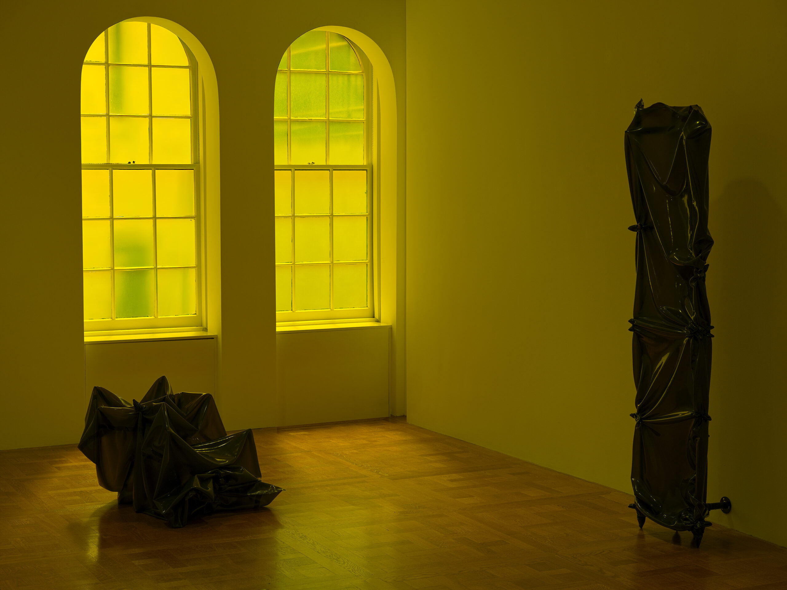 Installation view of "P. Staff: Possessive," David Zwirner, 2025.